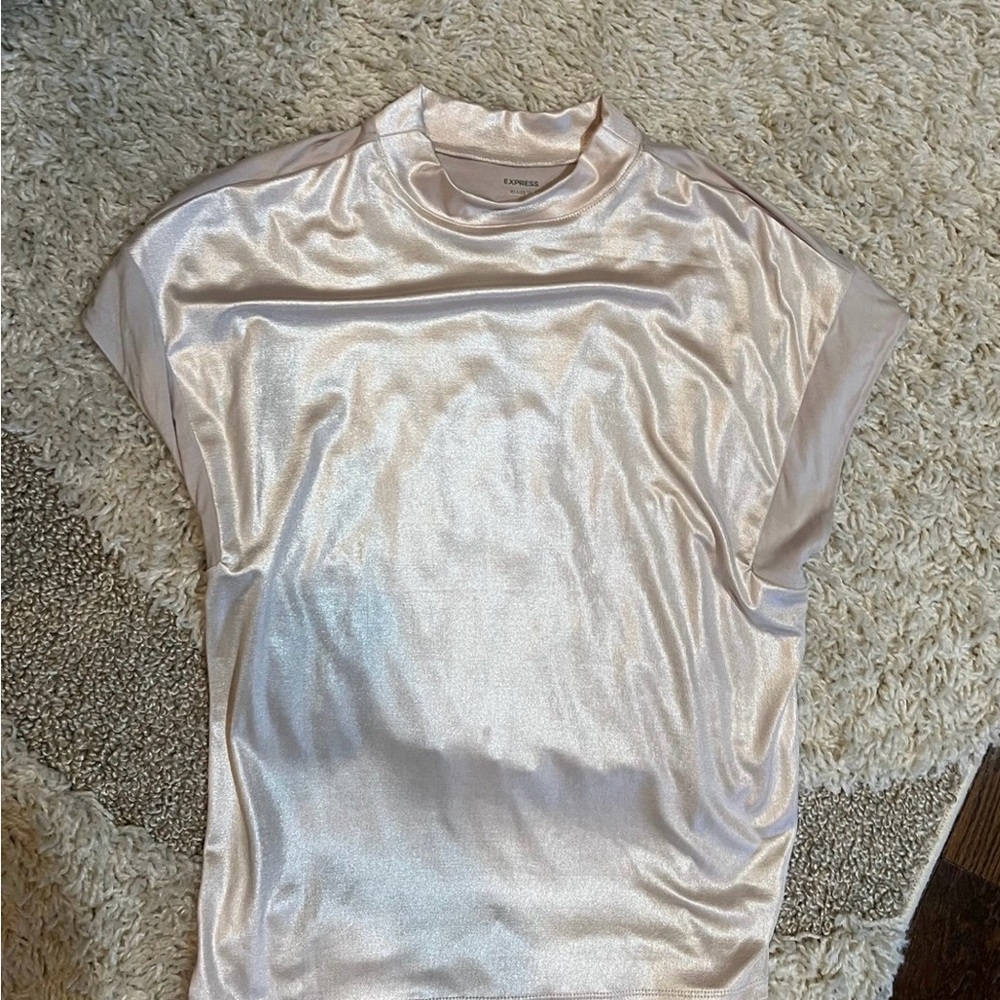 Women’s shiny tan/gold express blouse,perfect condition! Size xs